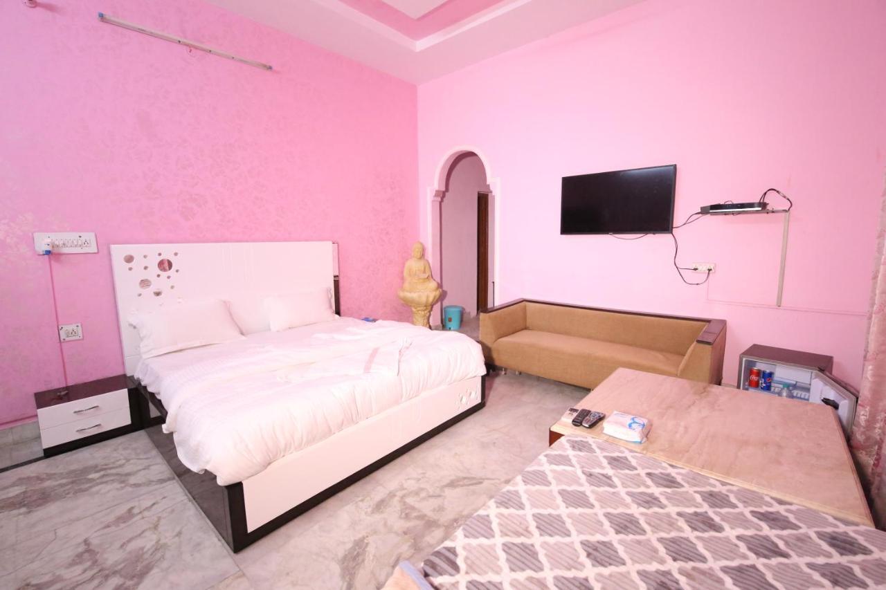 The Karnal Resort Kültér fotó